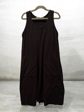 Athleta Black Sleeveless Racerback Midi Dress